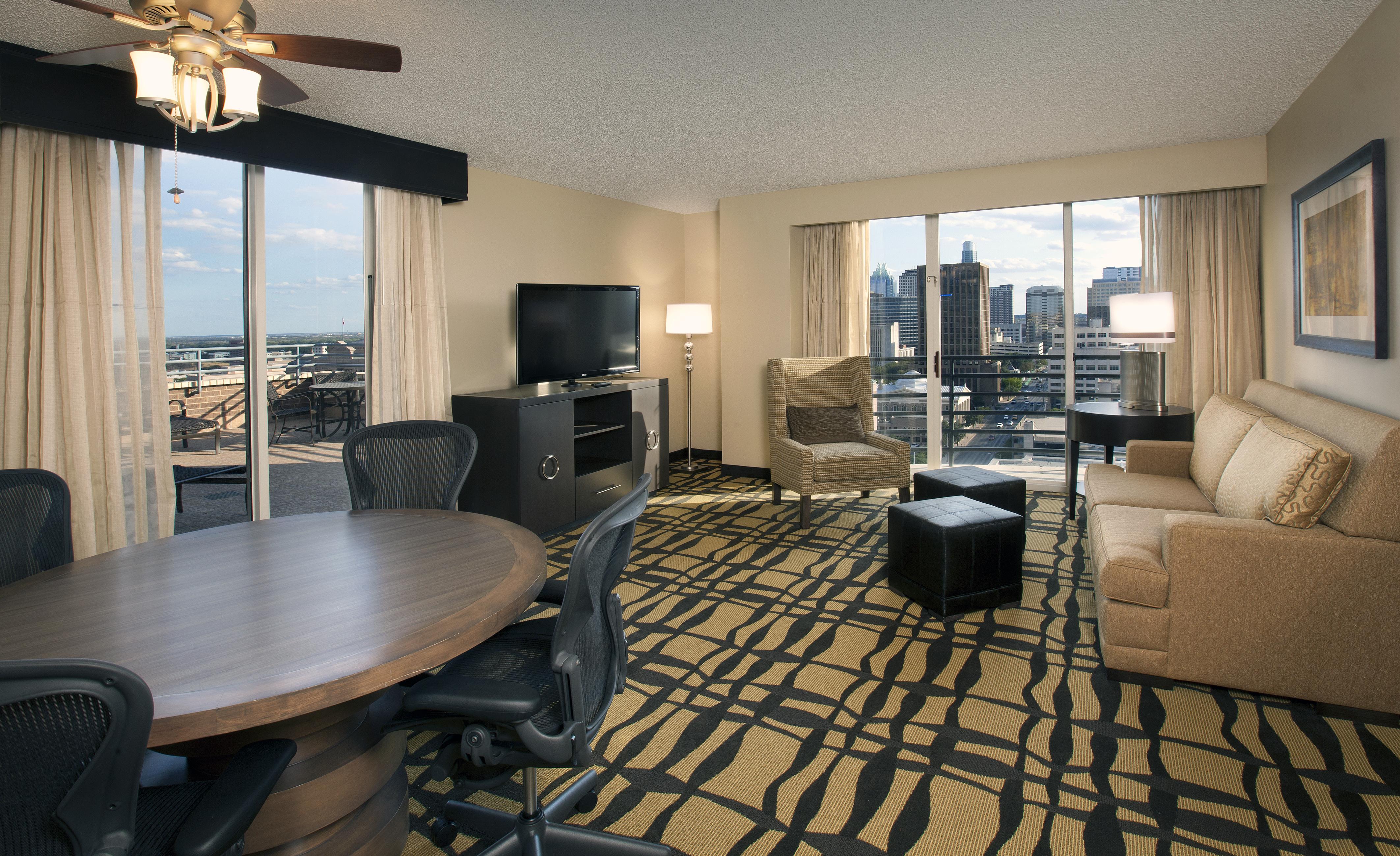 Doubletree Suites By Hilton Austin Downtown Capitol Kamer foto