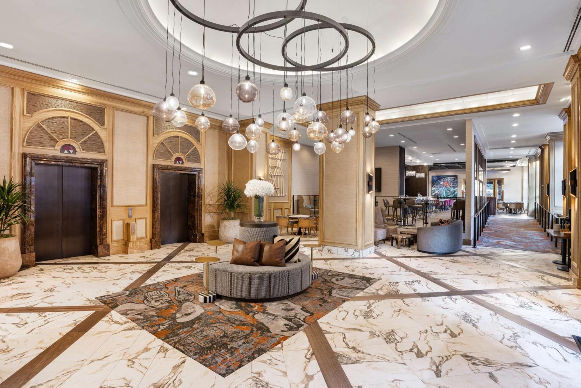 Doubletree Suites By Hilton Austin Downtown Capitol Buitenkant foto
