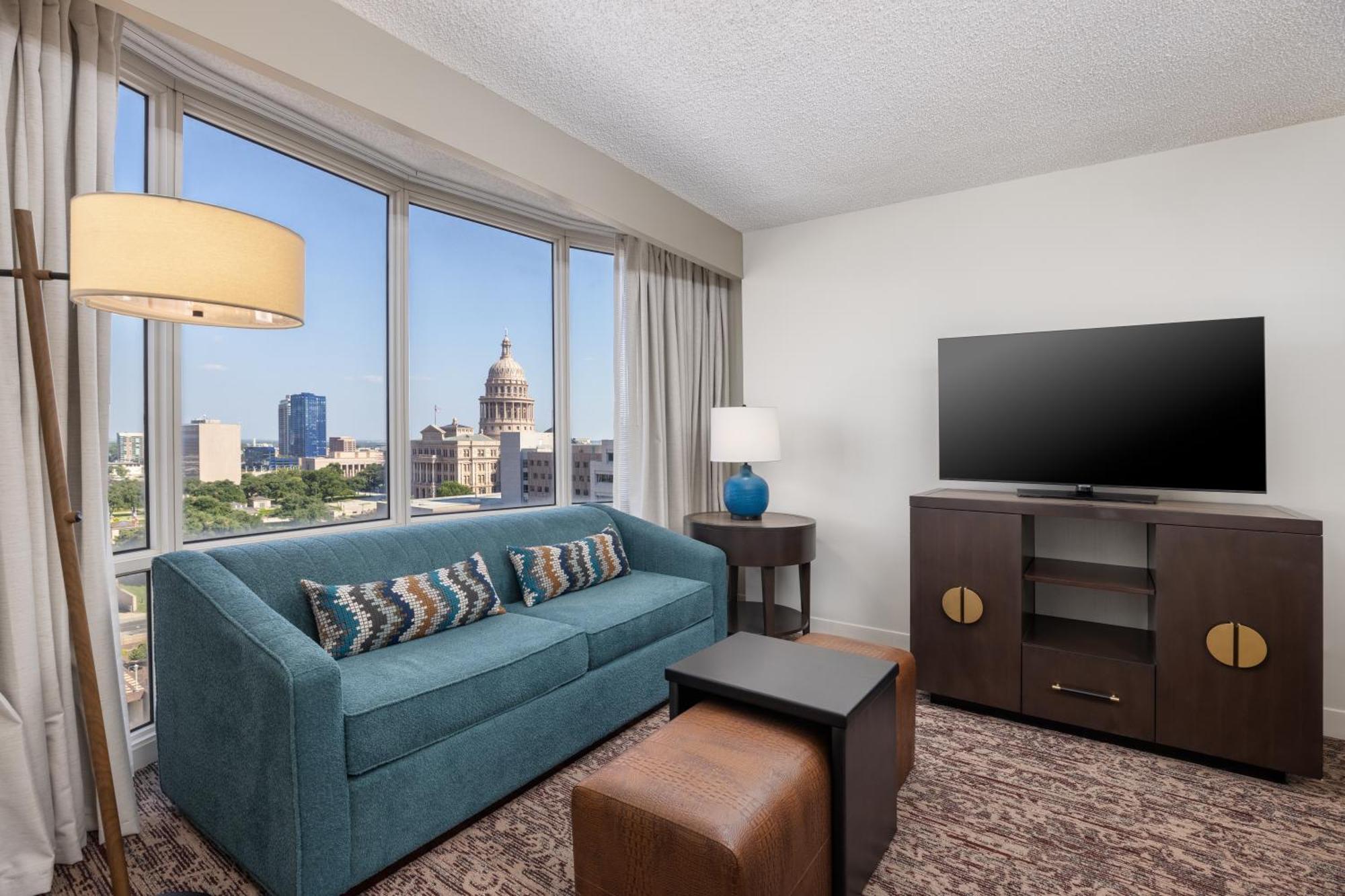 Doubletree Suites By Hilton Austin Downtown Capitol Buitenkant foto