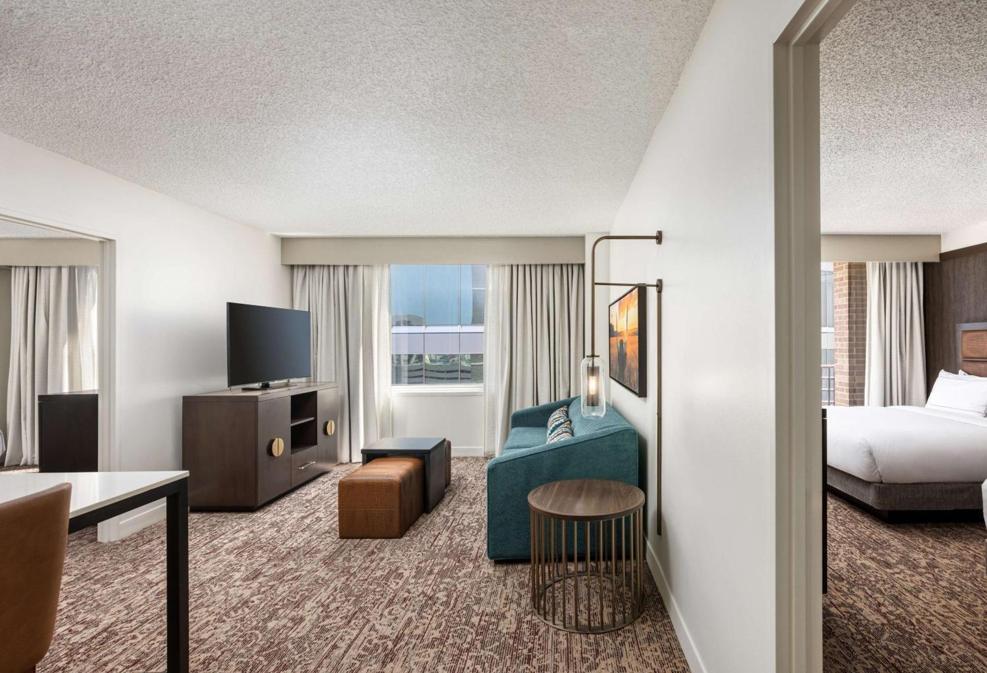 Doubletree Suites By Hilton Austin Downtown Capitol Buitenkant foto